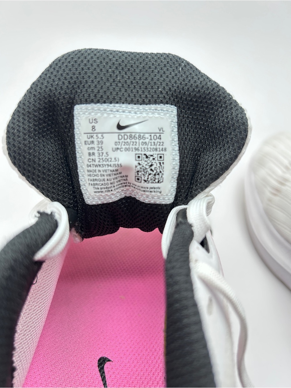 Nike Women’s White and Pink Running Shoes with Black Accents - Picture 3 of 6
